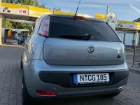Gebraucht Fiat Punto Evo 77 PS (56 kW) 2011 Grau Kleinwagen