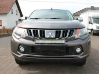 Gebraucht Mitsubishi L200 154 PS (113 kW) 2018 Braun Pickup