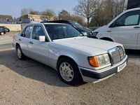 Gebraucht Mercedes 300 113 PS (83 kW) 1990 Weiß Limousine