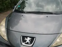 Gebraucht Peugeot 207 90 PS (66 kW) 2009 Grau Kleinwagen
