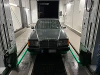 Gebraucht Mercedes 200 118 PS (86 kW) 1992 Grau Limousine