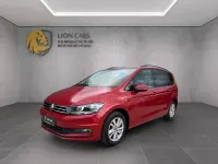 Gebraucht VW Touran Comfortline 122 PS (89 kW) 2022 Rot Van / Kleinbus
