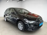 Gebraucht VW Polo Life 95 PS (69 kW) 2024 Deep black perleffekt (metallic) Kleinwagen