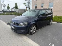 Gebraucht VW Touran Cup 140 PS (102 kW) 2014 Blau Van / Kleinbus
