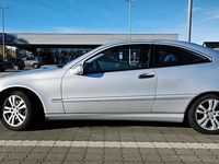 Gebraucht Mercedes C200 163 PS (119 kW) 2003 Silber Coupé