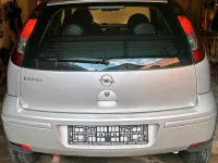 Usata Opel Corsa 60 CV (44 kW) 2004 Argento Utilitaria