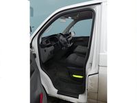 Gebraucht VW Transporter 110 PS (80 kW) 2021 Weiß Van