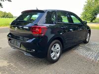 Gebraucht VW Polo Comfortline 95 PS (69 kW) 2018 Schwarz Kleinwagen