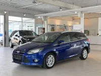 Gebraucht Ford Focus Titanium 140 PS (102 kW) 2014 Blau Limousine
