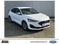 Nowe Ford Focus Titanium 125 KM (91 kW) 2025 Biały Sedan/Limuzyna