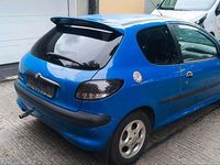 Gebraucht Peugeot 206 75 PS (55 kW) 2000 Blau Kleinwagen