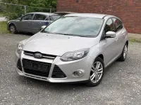 Usado Ford Focus Titanium 150 CV (110 kW) 2011 Plateado Berlina