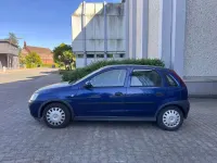 Używany Opel Corsa 75 KM (55 kW) 2002 Niebieski Hatchback