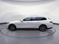 Neu BMW 520 Sport Line 197 PS (144 kW) 2025 Weiß Kombi