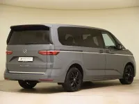 Gebraucht VW Multivan Style 150 PS (110 kW) 2024 Grau Van / Kleinbus