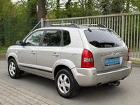 Gebraucht Hyundai Tucson GLS 175 PS (128 kW) 2005 Silber SUV