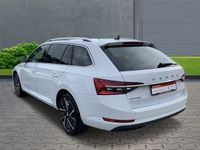 Gebraucht Skoda Superb Style 150 PS (110 kW) 2023 Weiss Kombi