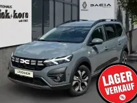 Gebraucht Dacia Jogger Expression 110 PS (80 kW) 2025 Grau Van / Kleinbus