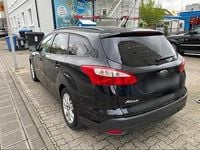 Second-hand Ford Focus 95 CP (69 kW) 2012 Negru Break