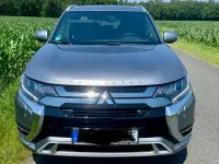 Gebraucht Mitsubishi Outlander P-HEV Plus 224 PS (164 kW) 2019 Grau SUV