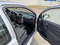 Gebraucht Opel Corsa 60 PS (44 kW) 2003 Silber Kleinwagen