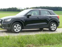 Gebraucht Audi Q2 Basis 115 PS (84 kW) 2018 Schwarz SUV