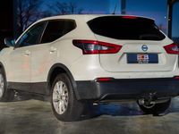 Gebraucht Nissan Qashqai Acenta 116 PS (85 kW) 2019 Weiß SUV