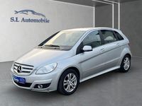 Gebraucht Mercedes B180 109 PS (80 kW) 2011 Silber Van / Kleinbus