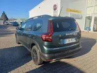 Neu Dacia Jogger Expression 110 PS (80 kW) 2025 Zedergrün Van / Kleinbus