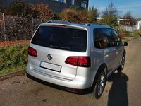 Gebraucht VW Touran Cross Highline 177 PS (130 kW) 2015 Silber Van / Kleinbus