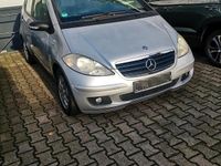 Używany Mercedes A150 95 KM (69 kW) 2006 Srebrny Sedan/Limuzyna