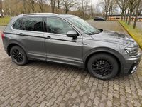 Gebraucht VW Tiguan Highline 150 PS (110 kW) 2017 Grau SUV
