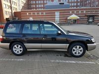 Gebraucht Subaru Forester 125 PS (91 kW) 2001 Schwarz SUV