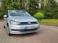 Gebraucht VW Touran Trendline 110 PS (80 kW) 2016 Silber Van / Kleinbus