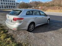 Gebraucht Toyota Avensis 126 PS (92 kW) 2011 Silber Kombi