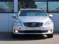 Gebraucht Volvo V70 Standard 150 PS (110 kW) 2016 Silber Kombi