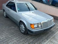 Gebraucht Mercedes E300 179 PS (131 kW) 1988 Silber Coupé