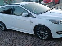 Gebraucht Ford Focus ST-Line 125 PS (91 kW) 2018 Weiß Kombi