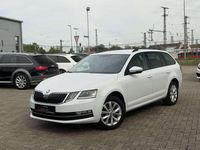 Gebraucht Skoda Octavia Style 150 PS (110 kW) 2019 Bila moon/moon white Kombi