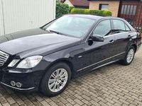 Gebraucht Mercedes E200 Elegance 184 PS (135 kW) 2009 Schwarz Limousine