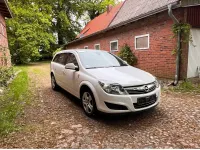 Gebraucht Opel Astra Eco 90 PS (66 kW) 2010 Weiß Kombi