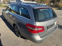 Gebraucht Mercedes E250 Avantgarde 204 PS (150 kW) 2010 Grau Kombi