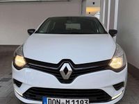 Gebraucht Renault Clio IV Life 76 PS (55 kW) 2019 Weiß Limousine