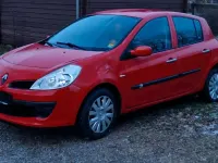 Gebraucht Renault Clio II 75 PS (55 kW) 2010 Rot Limousine