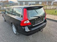 Używany Volvo V70 203 KM (149 kW) 2012 Czarny Kombi