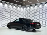 Gebraucht Mercedes E200 Premium 227 PS (166 kW) 2024 Schwarz Limousine