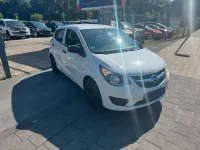 Gebraucht Opel Karl Active 75 PS (55 kW) 2015 Weiß Kleinwagen