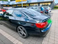 Gebraucht BMW 320 184 PS (135 kW) 2011 Schwarz Coupé