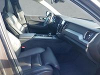 Gebraucht Volvo XC60 Plus 253 PS (186 kW) 2022 Platinum grey (metallic) SUV