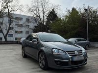 Gebraucht VW Jetta 105 PS (77 kW) 2009 Grau Limousine